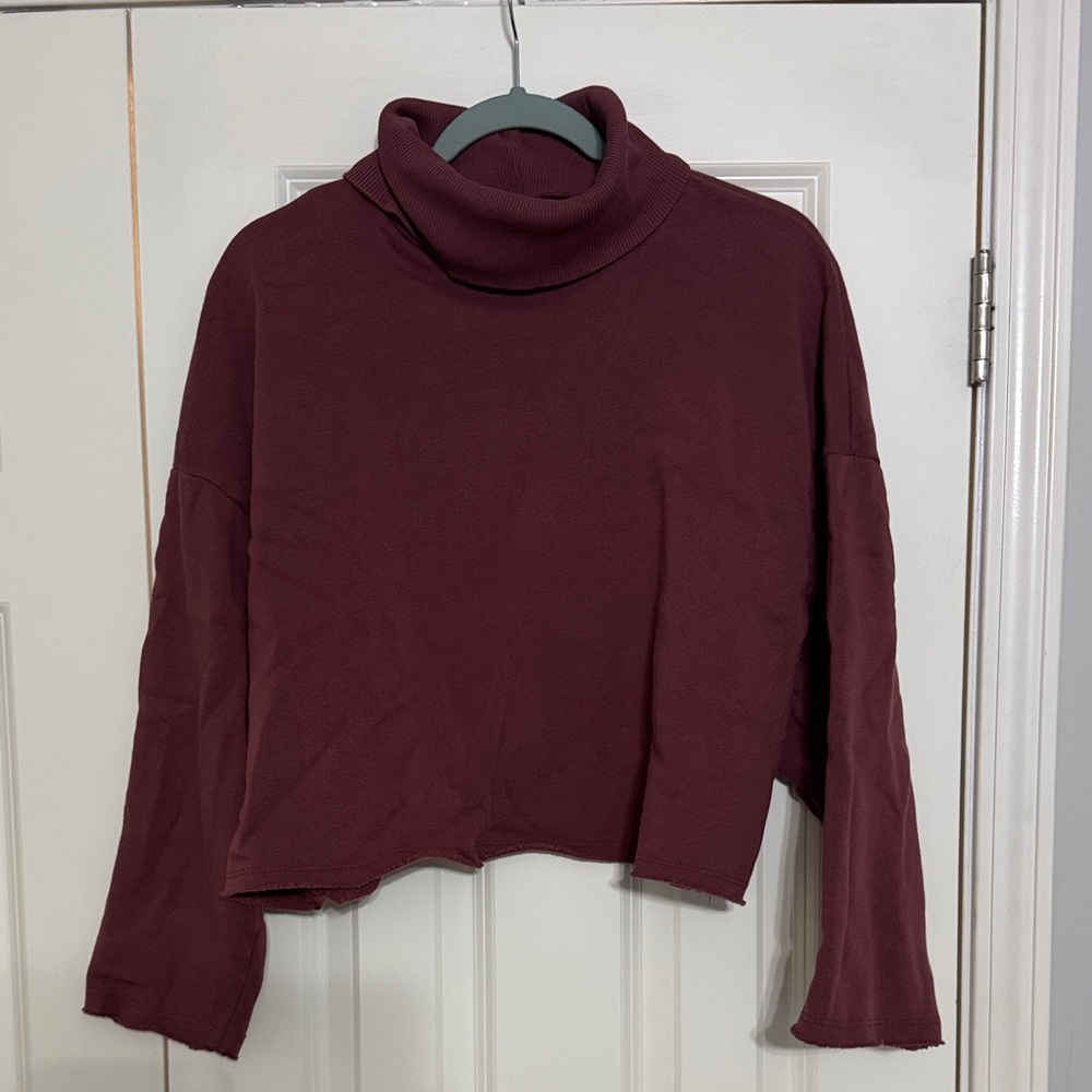 Burgundy Turtleneck Cropped Sweatshirt